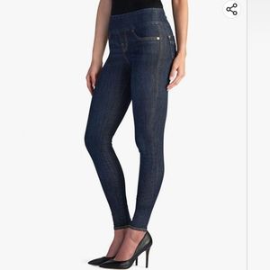Rock & Republic Midnight Blue Skinny Jeans